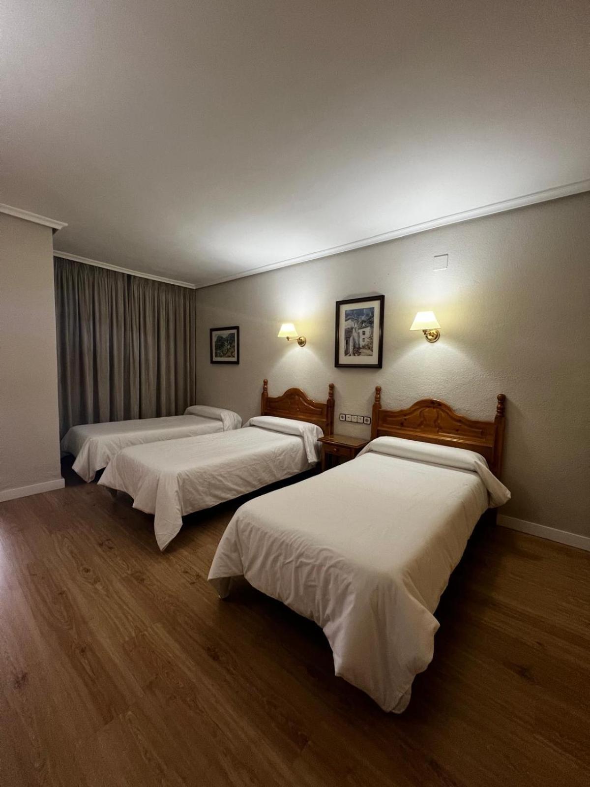 Hotel Salvador Bailén Esterno foto